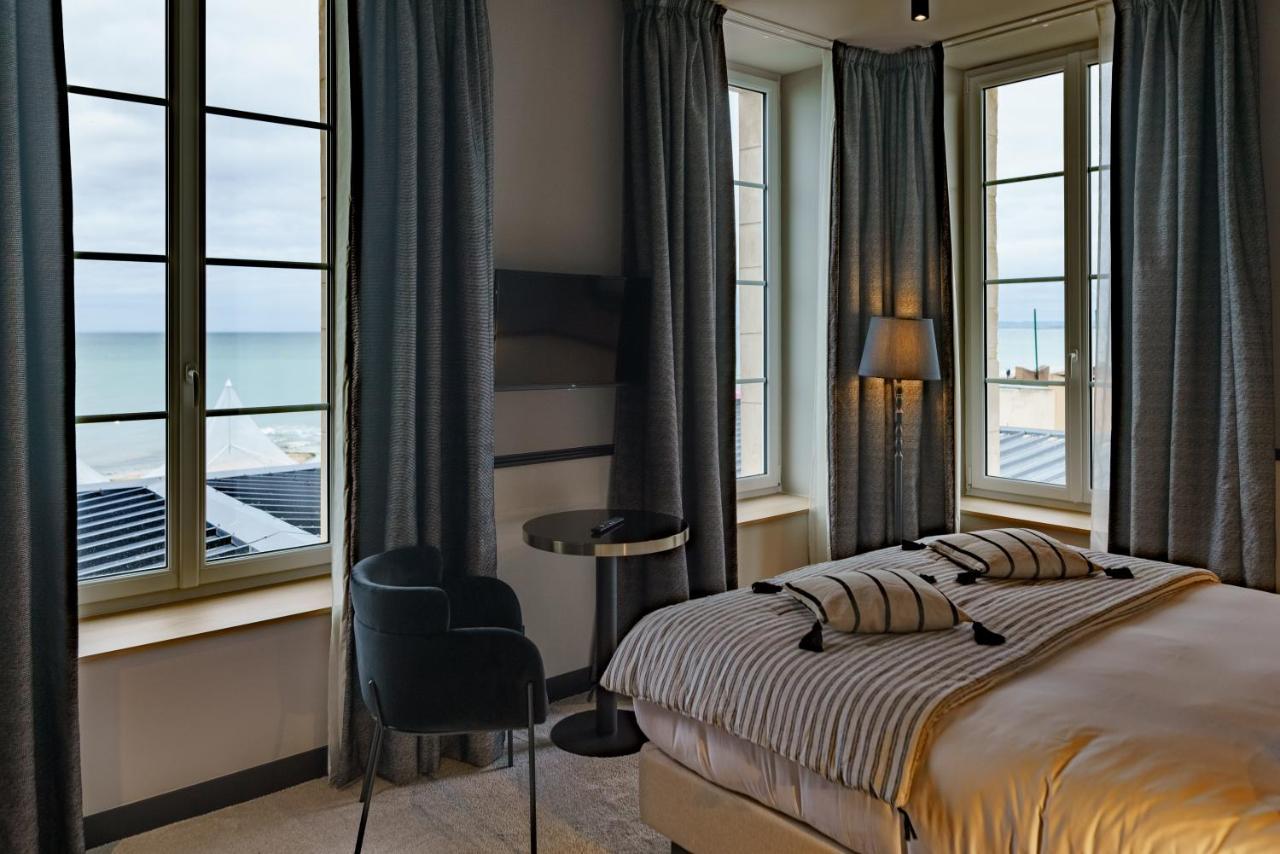 Hotel De La Plage Lion-sur-Mer Εξωτερικό φωτογραφία